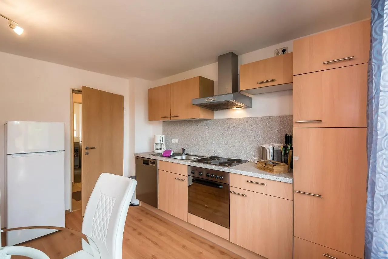דירה Buch am Erlbach Apartmenthaus Am Erlbach גרמניה